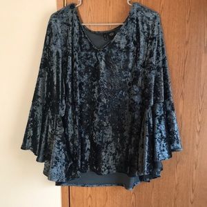 New Directions Size 3x Crushed Velvet Top